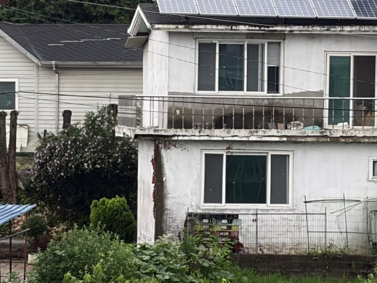 수원벽갈라짐수리 시공 사진
